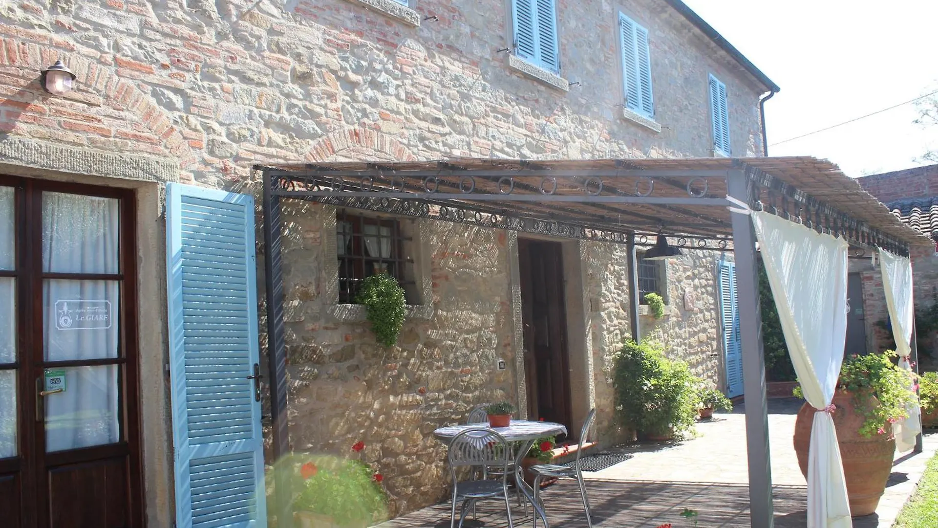 Fattoria Le Giare Agriturismo Κορτόνα Κατάλυμα σε φάρμα