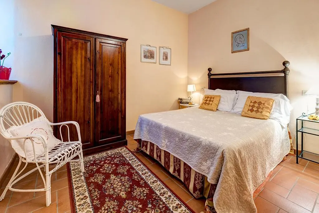 Fattoria Le Giare Agriturismo コルトーナ 0*,  イタリア